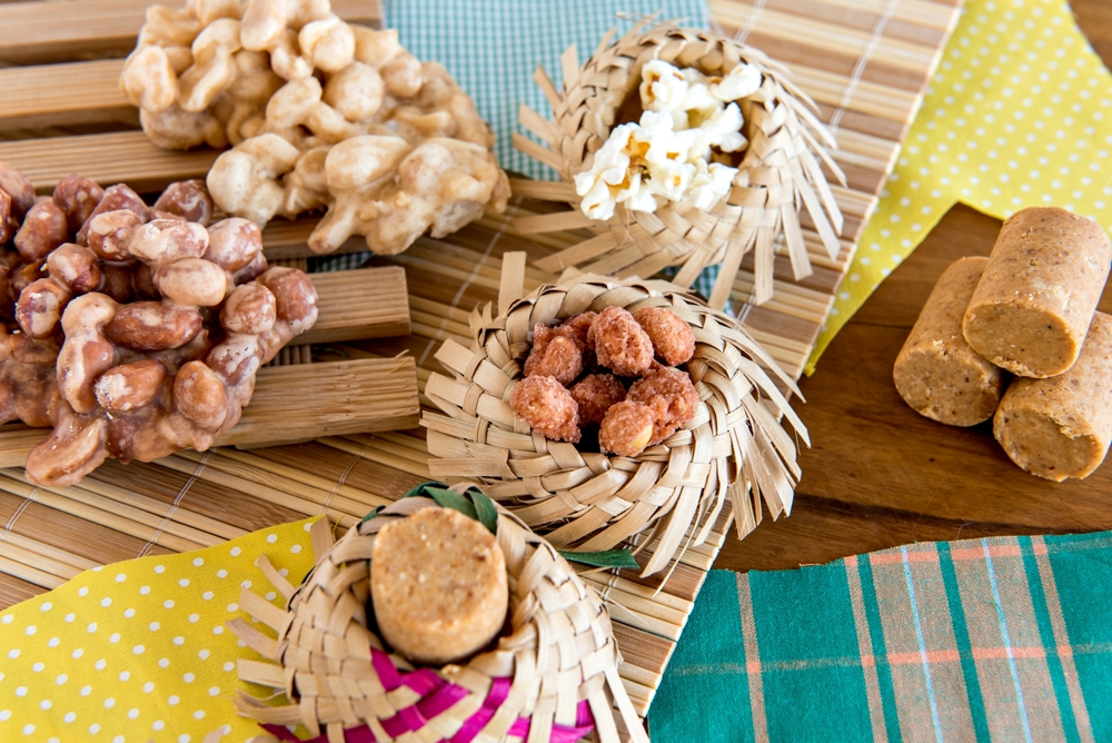 Festa Junina: encomende comidas e itens típicos para uma quadrilha em casa